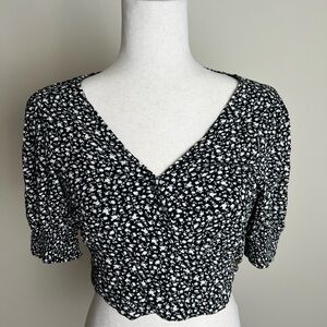 American Eagle Y2K Inspired Floral Crop Top Cottagecore Puff Sleeve M